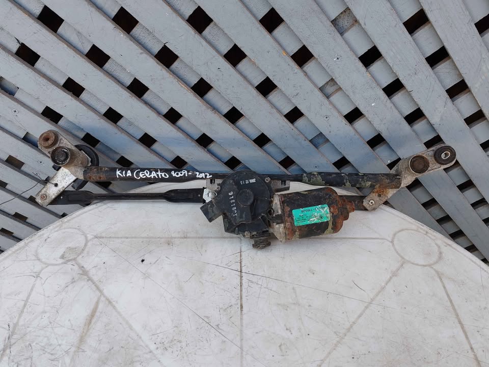 Motor limpiaparabrisas Kia Cerato 2009 - 2012