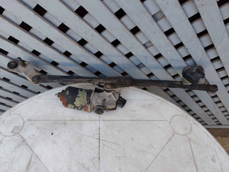 Motor limpiaparabrisas Kia Cerato 2009 - 2012 - Imagen 5