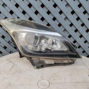 Óptico derecho Suzuki Baleno Xenon 2019 - 2023