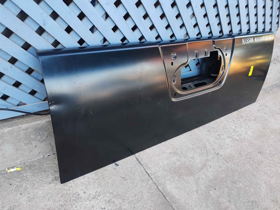 Portalón Nissan Navara 2007 - 2016 - Imagen 3