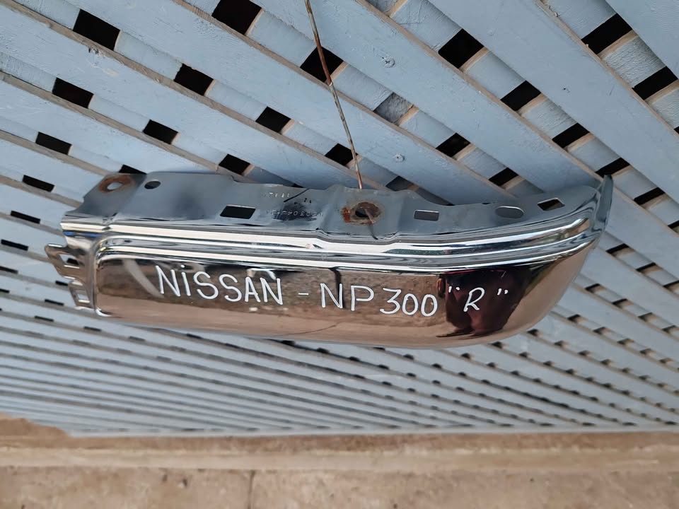 Corner trasero derecho Nissan NP300 2016 - 2020 - Imagen 4