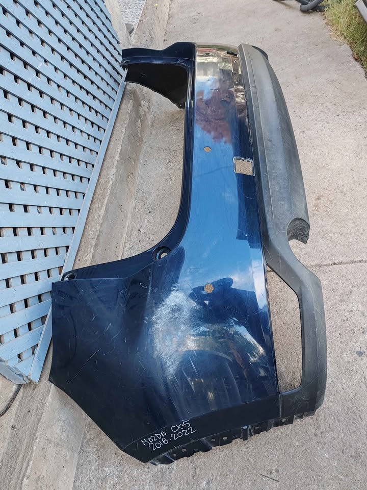 Parachoque trasero Mazda CX5 2018 - 2022 - Imagen 3