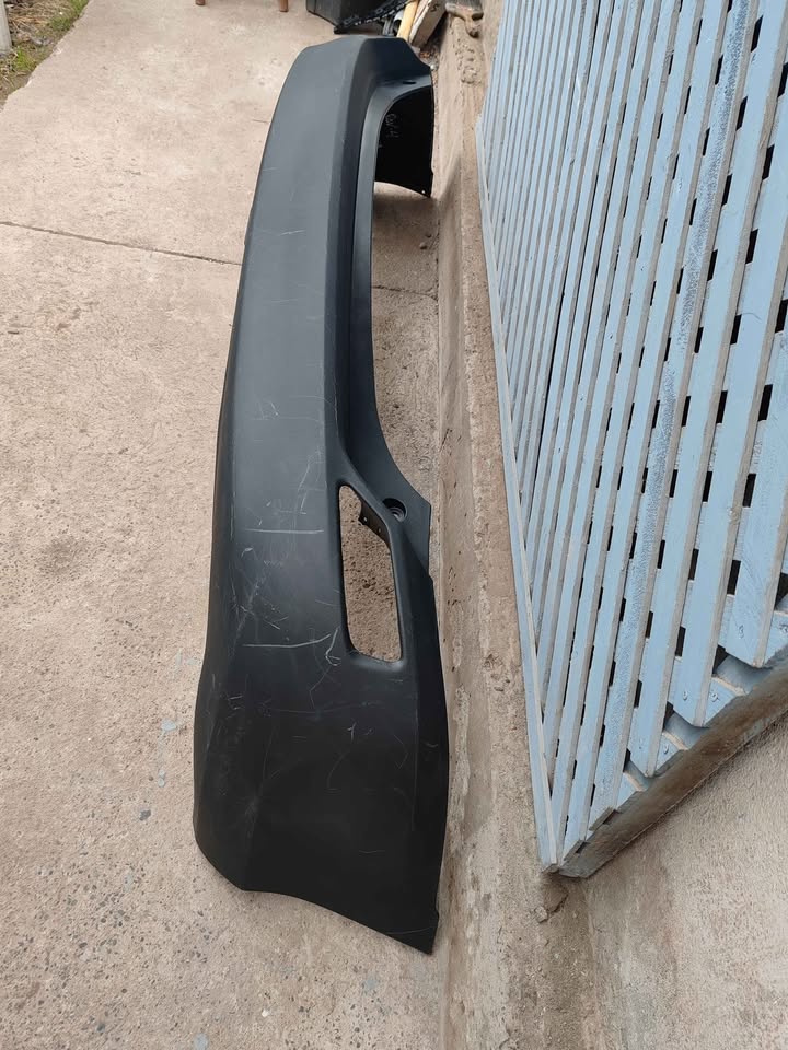 Parachoque trasero Toyota Rav4 2013 - 2018 - Imagen 4