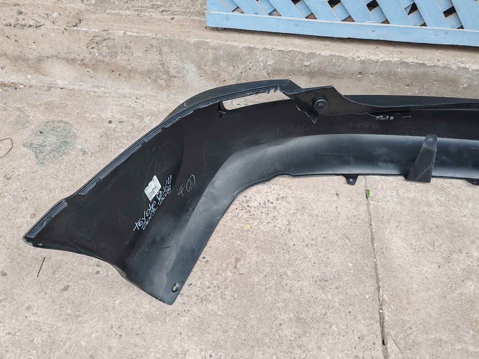 Parachoque trasero Toyota Rav4 2013 - 2018 - Imagen 7