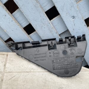 Mensula trasera izquierda Peugeot 301 2001 - 2005