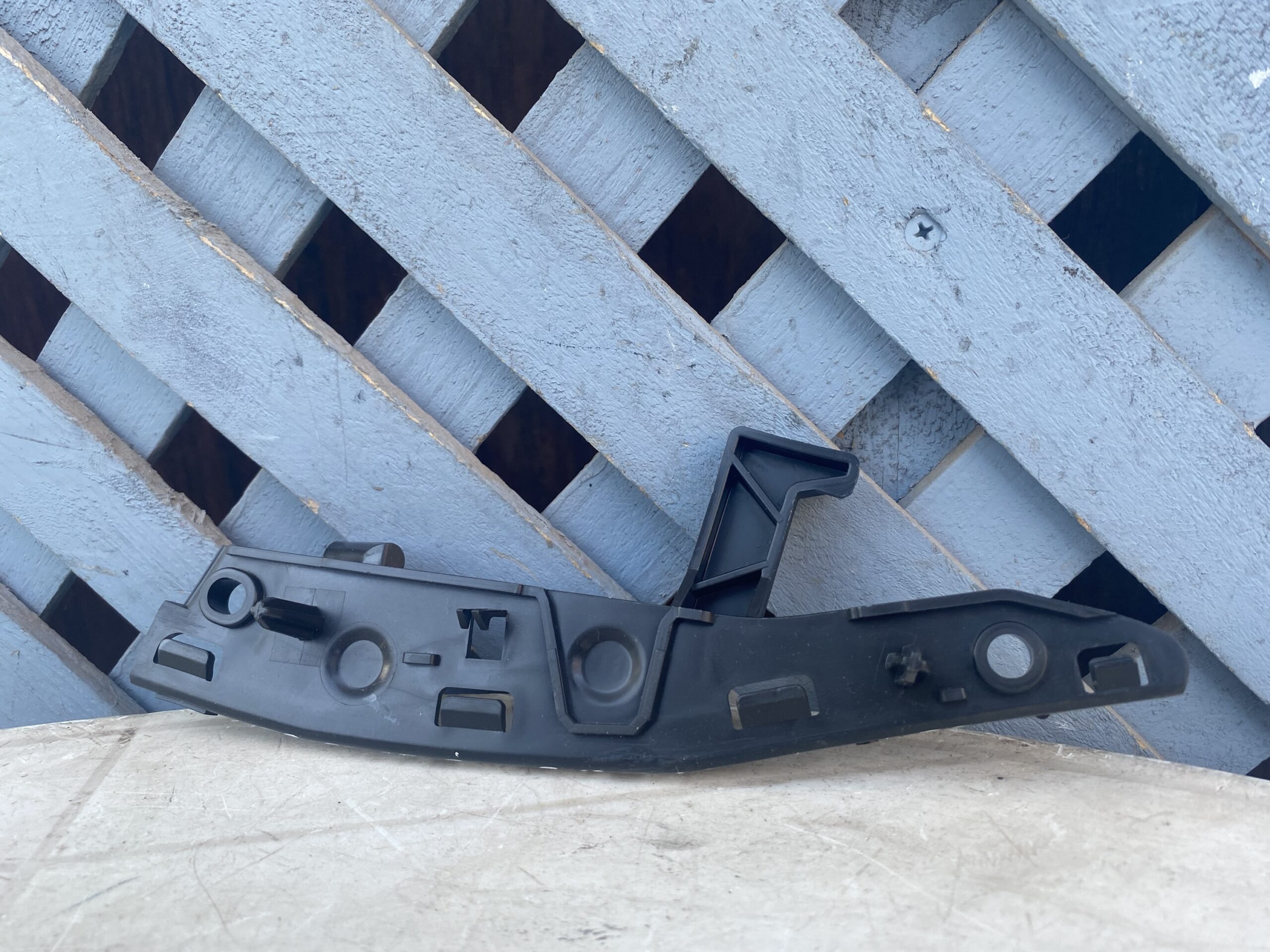 Mensula delantera derecha Citroen C3 2010 - 2016