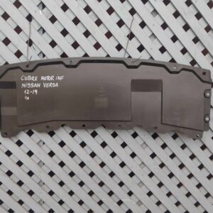Cubre motor inferior Nissan Versa 2012 - 2019