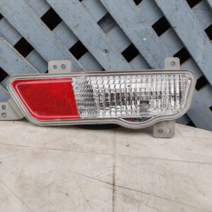Mica de parachoque trasero derecho Chevrolet Cruze HB 2010 - 2015