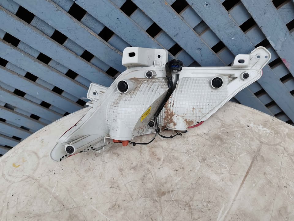 Mica de parachoque trasero derecho Hyundai Tucson 2025 - Imagen 6