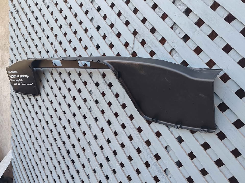 Moldura de parachoque trasero superior Volkswagen Amarok 2010 - 2022 - Imagen 6
