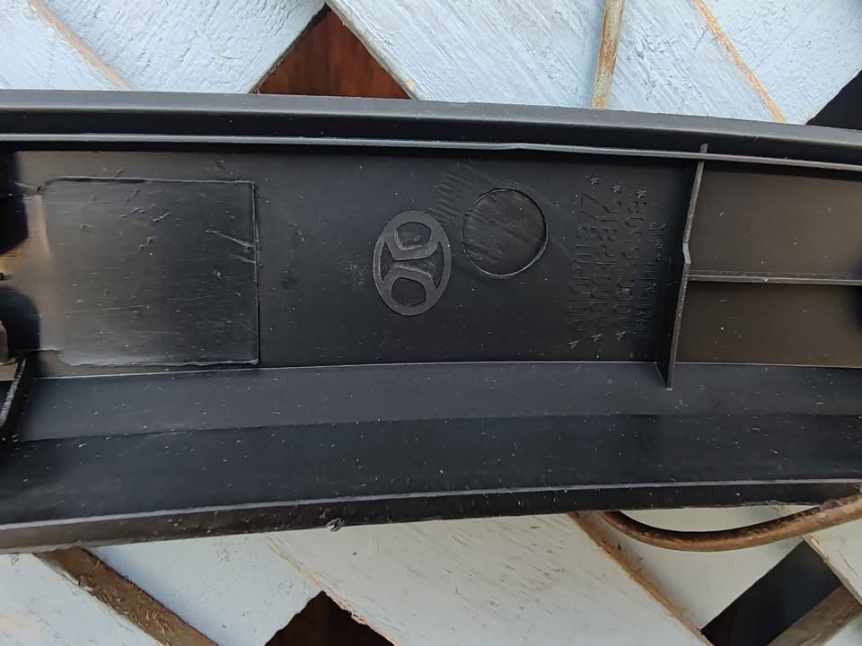 Moldura delantera derecha Baic X35 2017 - 2019 - Imagen 4