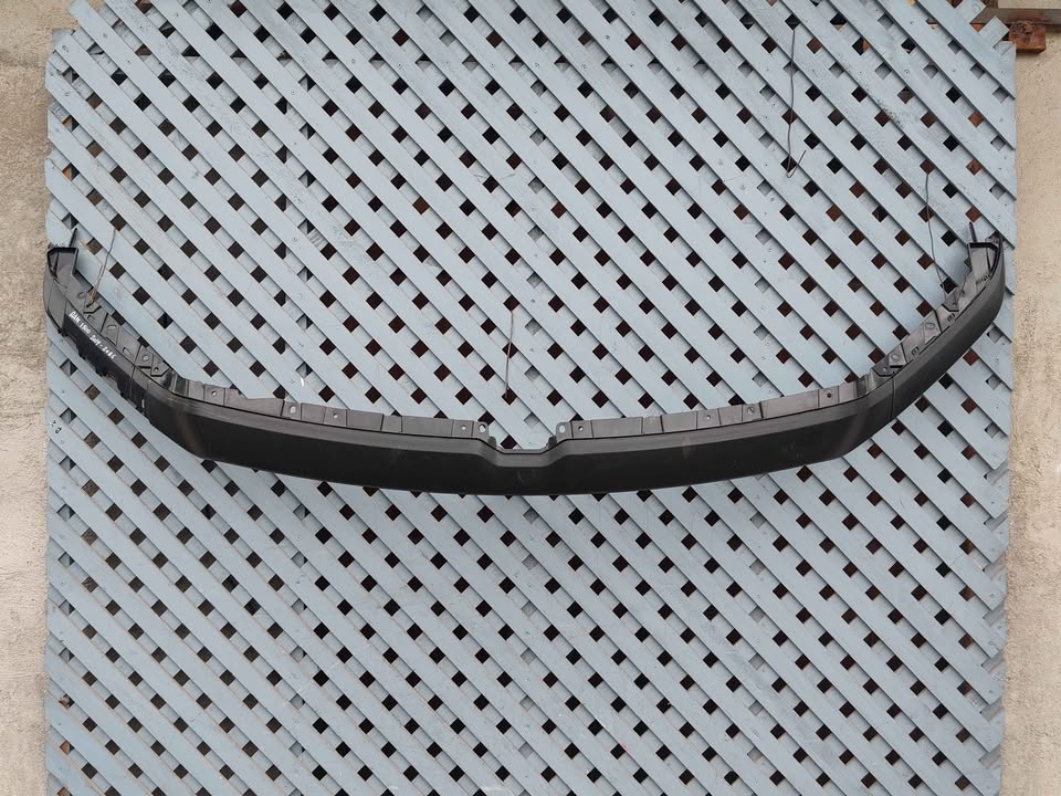 Moldura superior de máscara Dodge RAM 1500 2019 - 2026 - Imagen 2