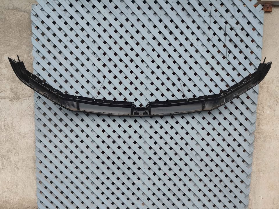 Moldura superior de máscara Dodge RAM 1500 2019 - 2026 - Imagen 8