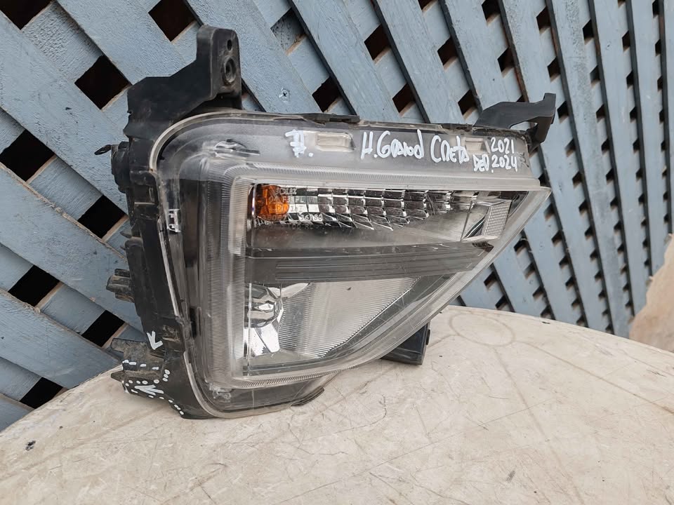 Neblinero derecho Hyundai Grand Creta 2021 - 2024 - Imagen 2