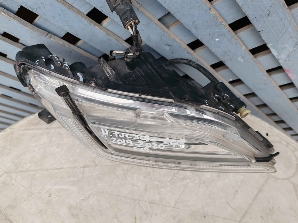 Neblinero derecho Hyundai Tucson led 2019 - 2020 - Imagen 4