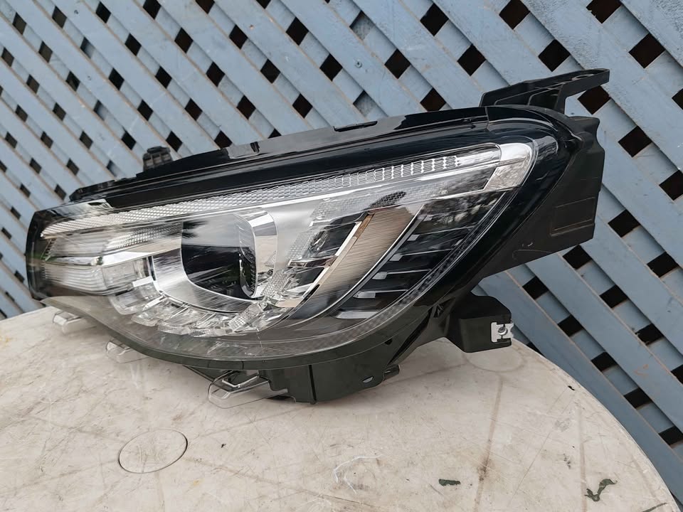 Óptico izquierdo MG HS led 2020 - 2023 - Imagen 2