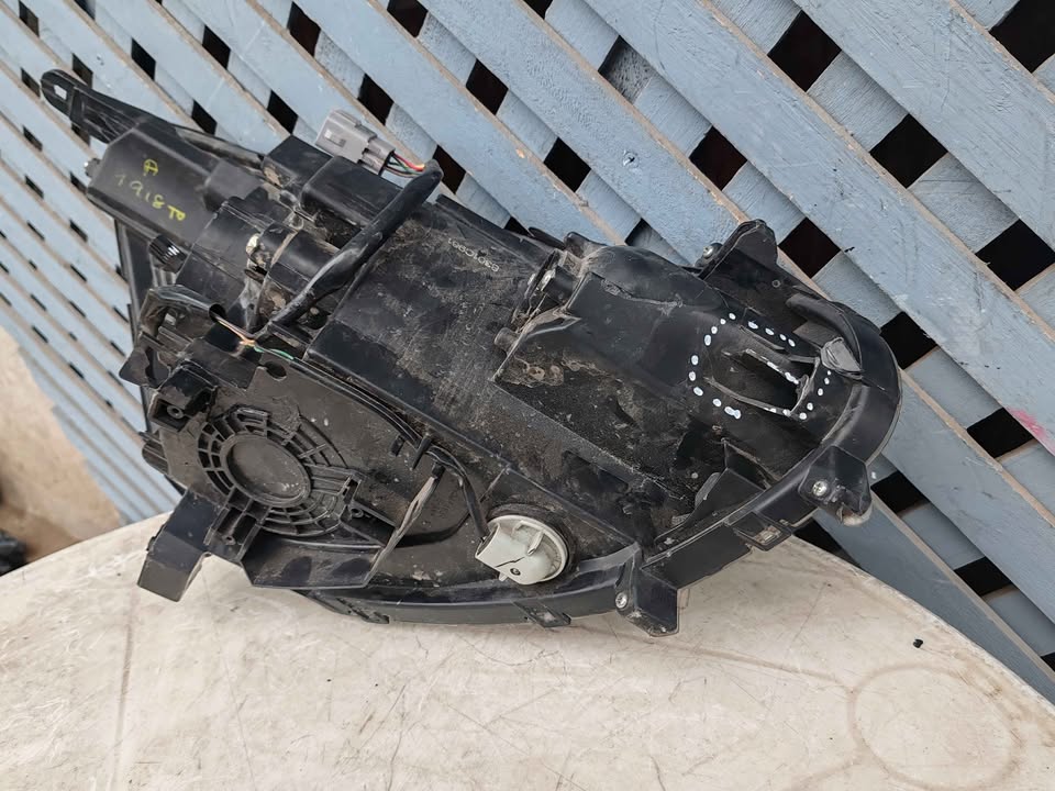 Óptico izquierdo Mitsubishi Mirage 2018 - 2020 - Imagen 6
