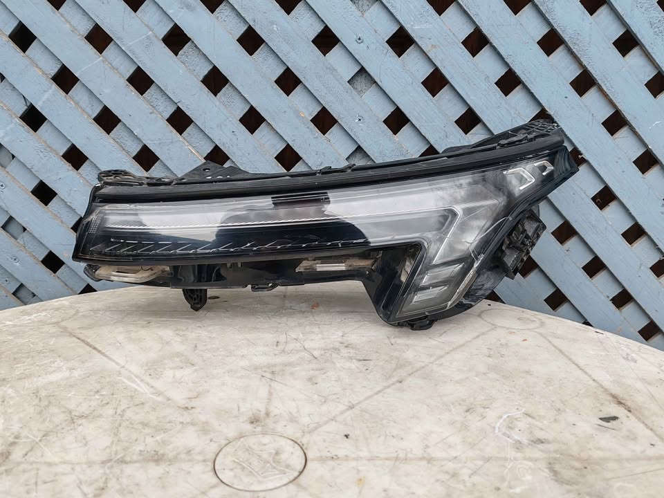 Óptico superior izquierdo JAC JS4 2021- 2025