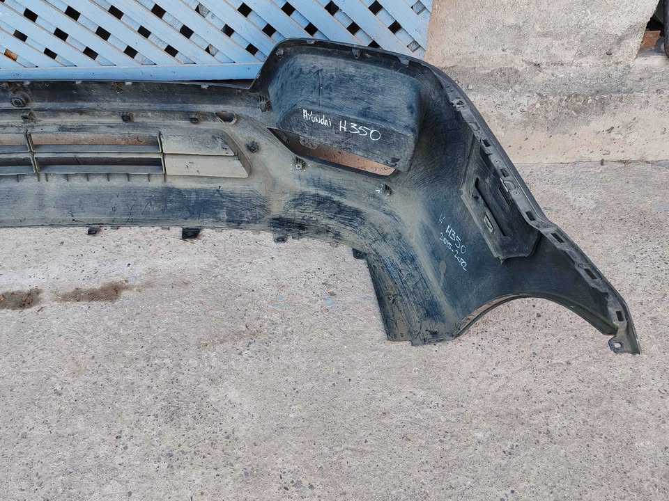 Parachoque delantero Hyundai H350 2015 - 2022 - Imagen 6
