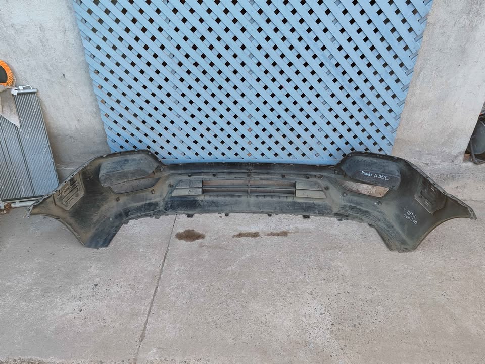 Parachoque delantero Hyundai H350 2015 - 2022 - Imagen 8