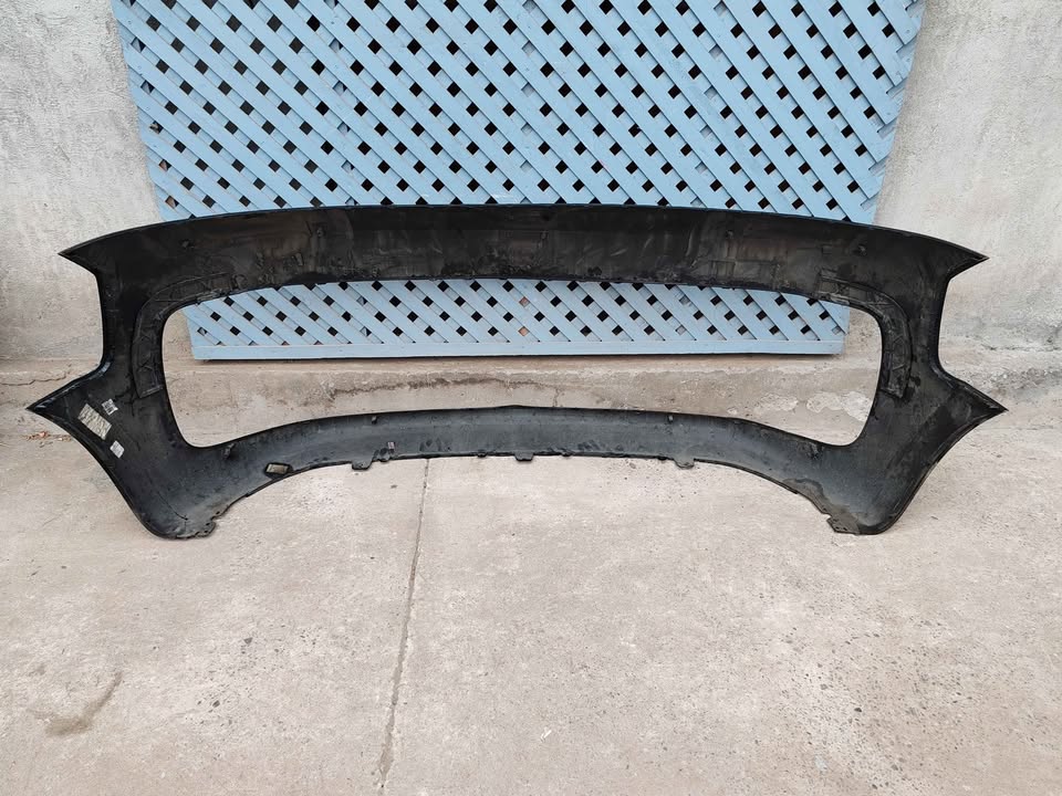 Parachoque delantero Hyundai Staria 2021 - 2026 - Imagen 9