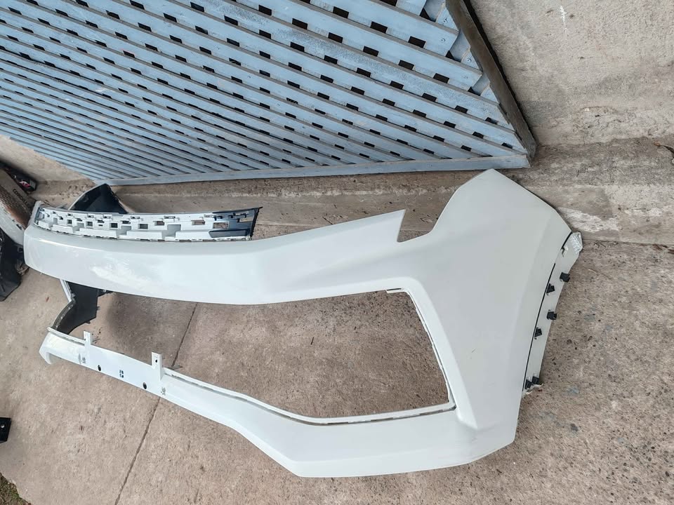 Parachoque delantero JAC JS4 2021 - 2025 - Imagen 4