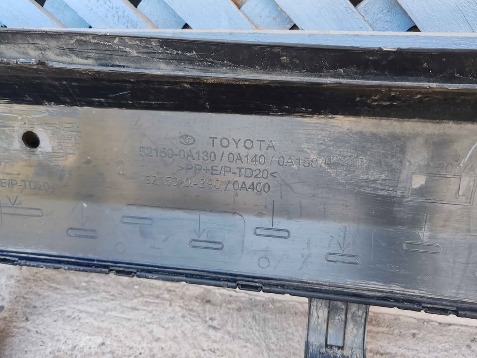Parachoque trasero Toyota Corolla Cross 2021 - 2025 (II) - Imagen 8