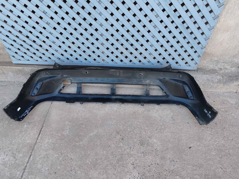 Parachoque trasero Toyota Corolla Cross 2021 - 2025 (II) - Imagen 9