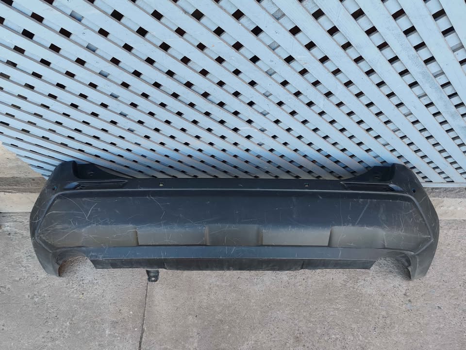 Parachoque trasero Toyota Rav4 2019 - 2024 (II)