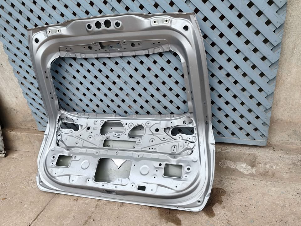 Portalón Toyota RAV4 2019 - 2025 - Imagen 7