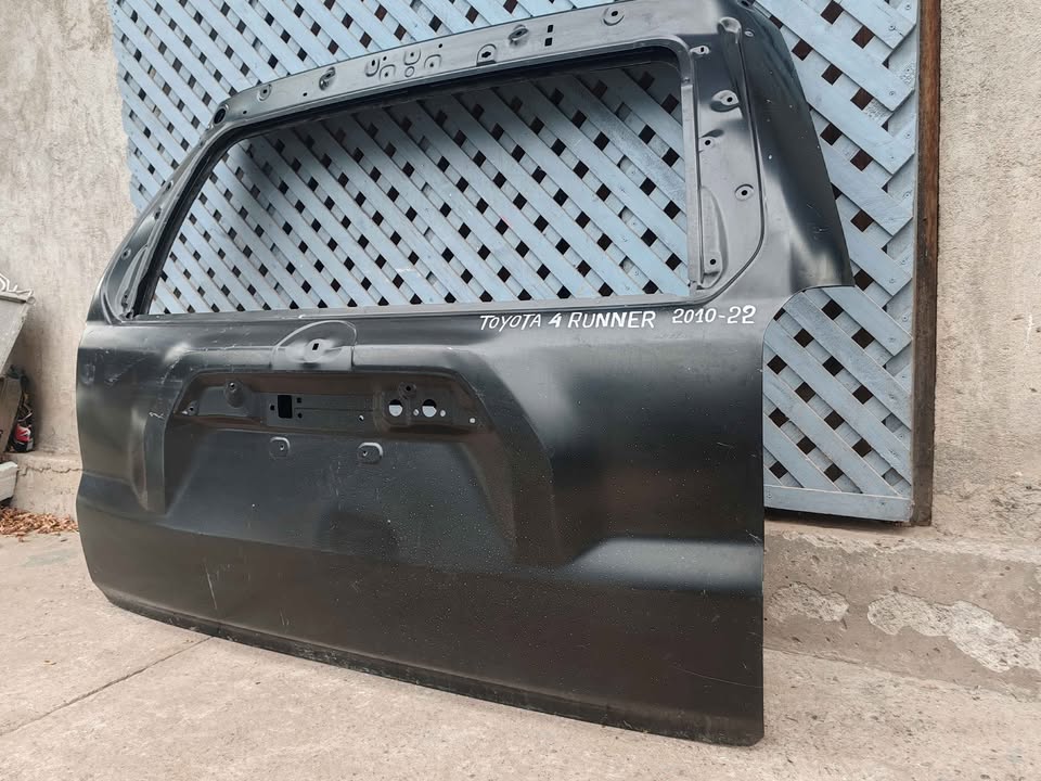 Portalón trasero Toyota 4Runner 2011 - 2022 - Imagen 4