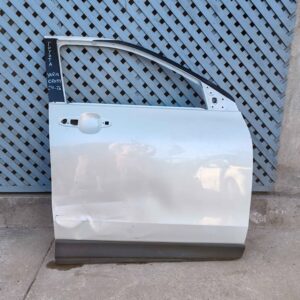 Puerta delantera derecha Toyota Yaris Cross 2024 - 2026