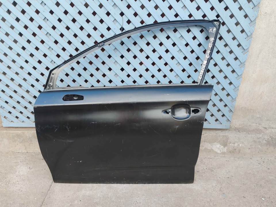 Puerta delantera izquierda Citroen C4 2012 - 2016 - Imagen 2