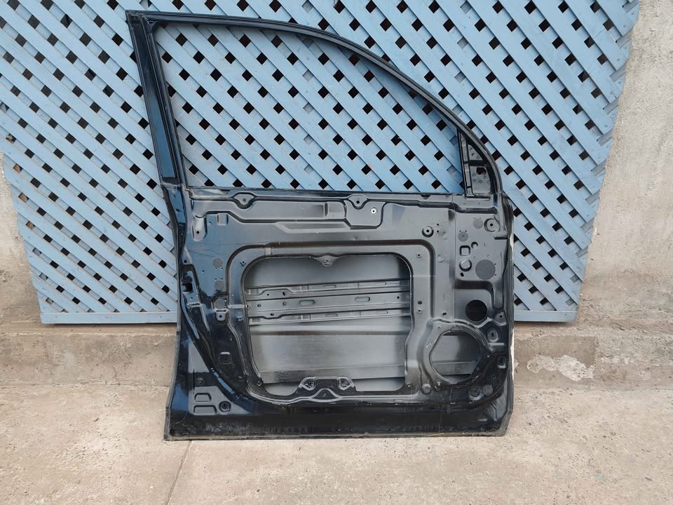Puerta delantera izquierda Nissan Xtrail T31 2009 - 2014 - Imagen 7