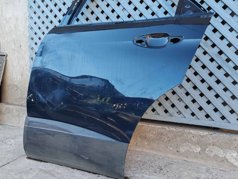 Puerta trasera izquierda Peugeot 3008 2018 - 2024 - Imagen 5