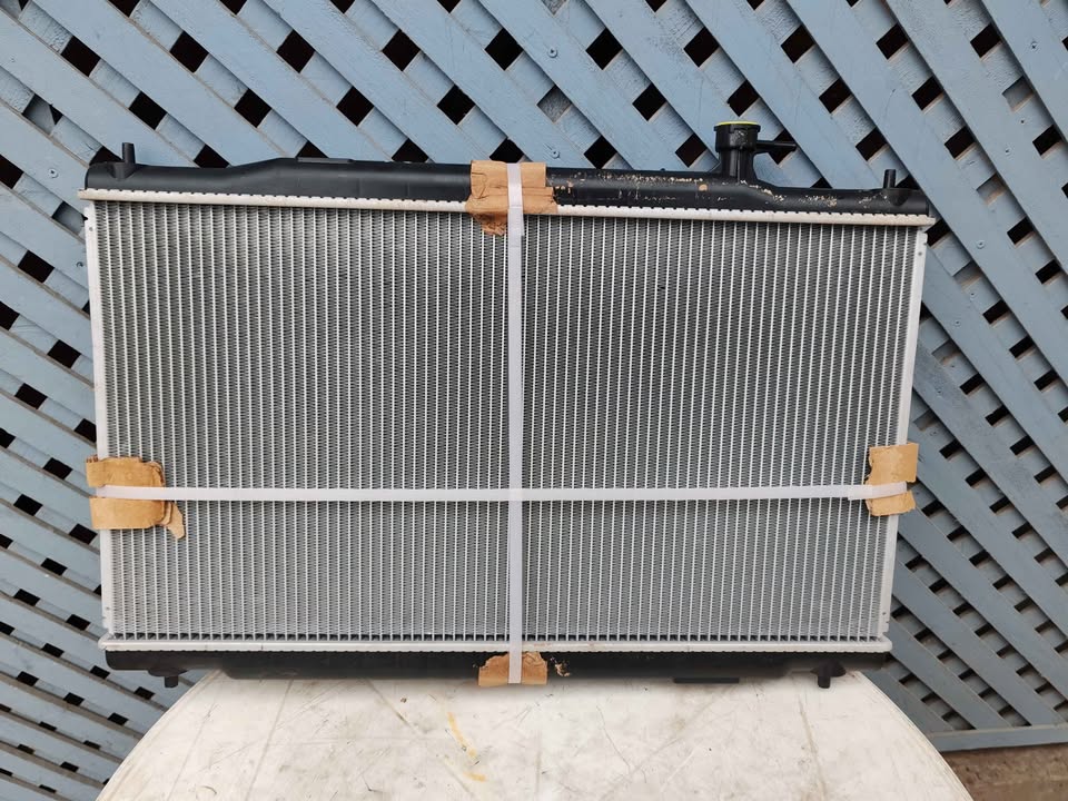 Radiador de agua Honda CRV AT 2007 - 2011 - Imagen 3