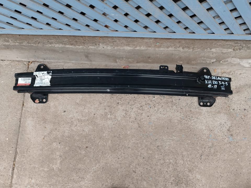 Refuerzo delantero Kia Rio 2012 - 2017 (lll)