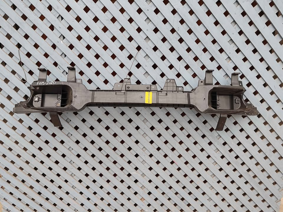 Refuerzo trasero Hyundai Grand i10 2015 - 2020