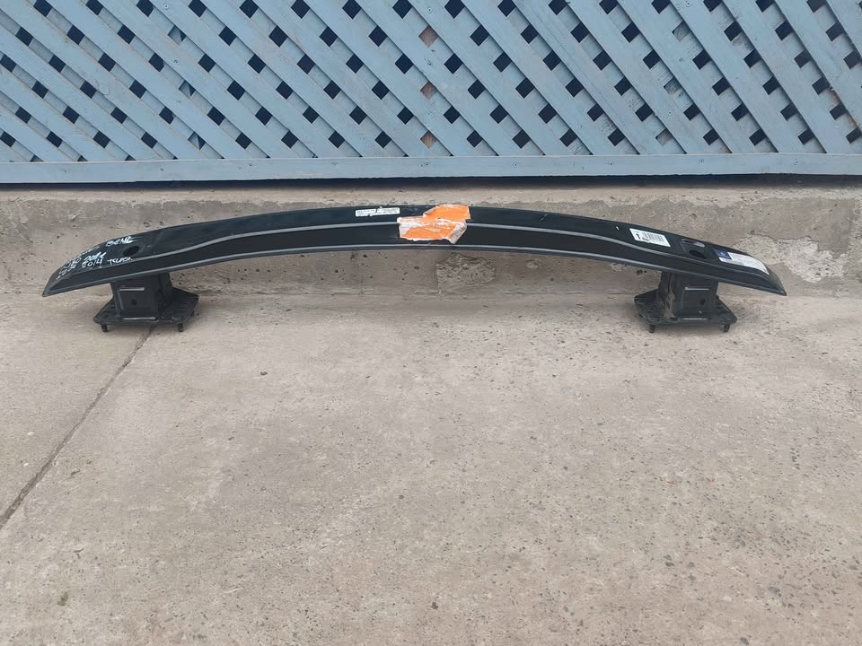 Refuerzo trasero Mercedes Benz c180 / w204 2011 - 2014 - Imagen 2