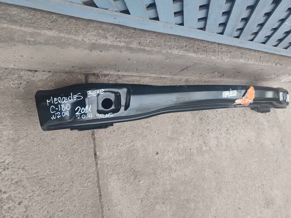 Refuerzo trasero Mercedes Benz c180 / w204 2011 - 2014 - Imagen 3