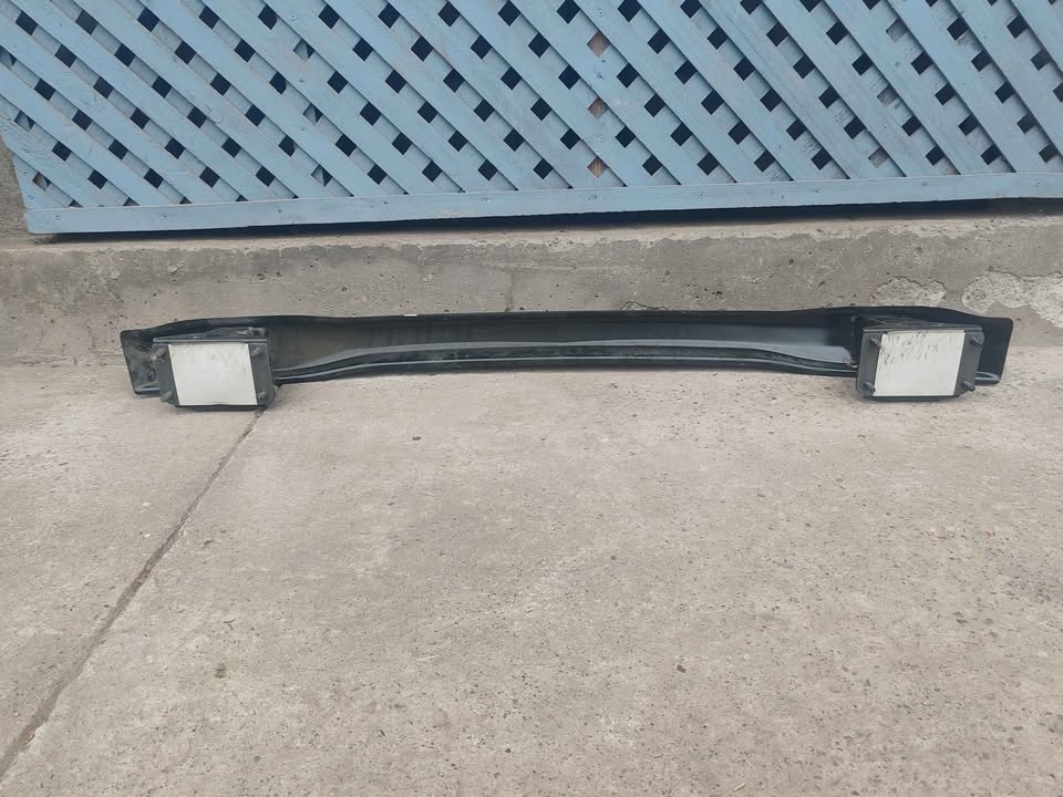 Refuerzo trasero Mercedes Benz c180 / w204 2011 - 2014 - Imagen 6