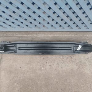 Refuerzo trasero volkswagen Golf MK7 2015 - 2020