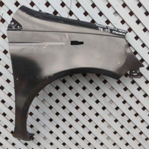Tapabarro derecho Toyota Yaris Sport 2000 - 2005