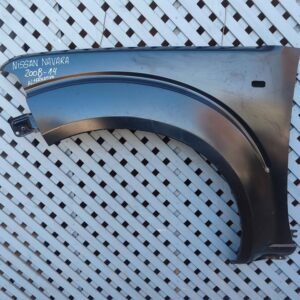 Tapabarro izquierdo Nissan Navara 2008 - 2014